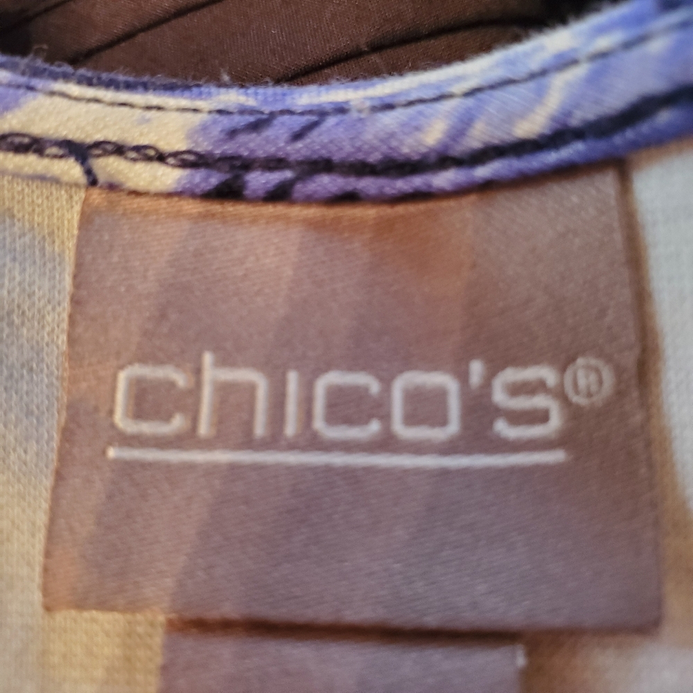 Chico's - Indigo Abstract Swirl Print - Zipper Accent Top Size 1 Medium - Picture 13 of 16